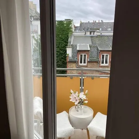 Altbau-Oase Der Eleganz: Stadtnaher Komfort Pur Wiesbaden Eksteriør billede