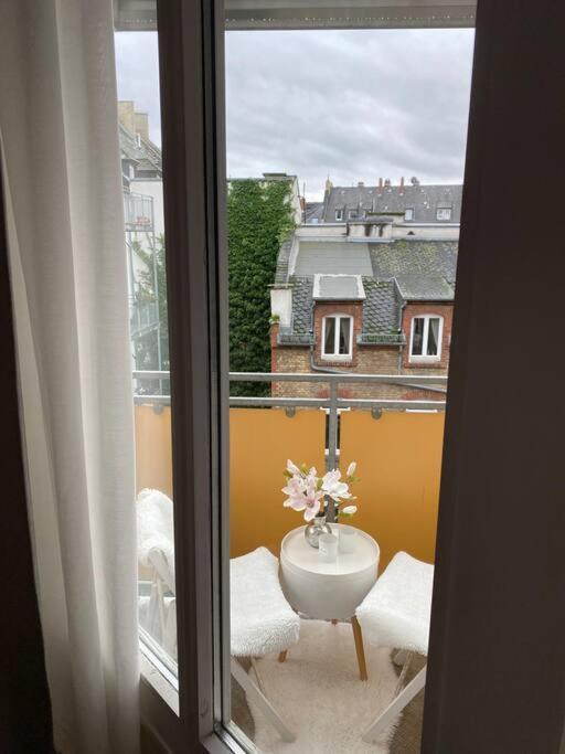 Apartment Altbau-oase Der Eleganz: Stadtnaher Komfort Pur Wiesbaden