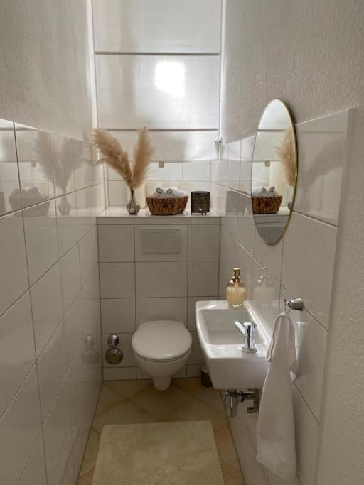Altbau-oase Der Eleganz: Stadtnaher Komfort Pur Apartment *
