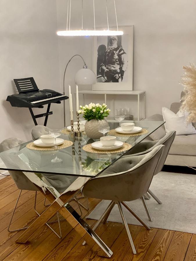 Altbau-oase Der Eleganz: Stadtnaher Komfort Pur Apartment Wiesbaden